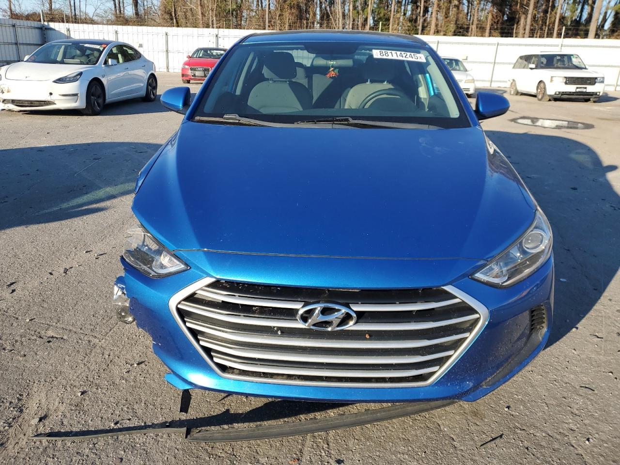 2018 HYUNDAI ELANTRA SE - Image 5