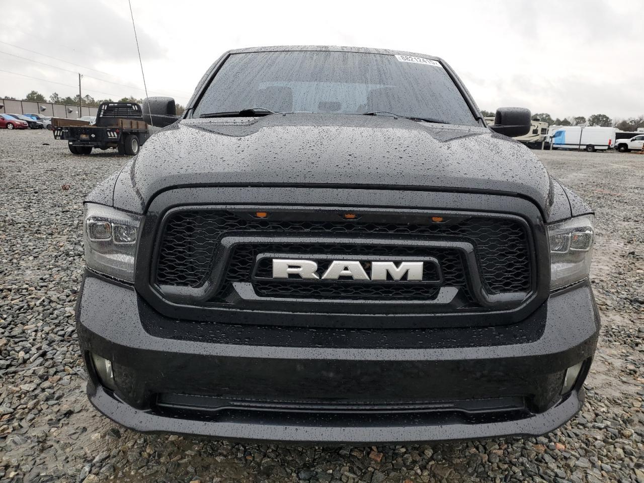 2015 RAM 1500 ST - Image 5