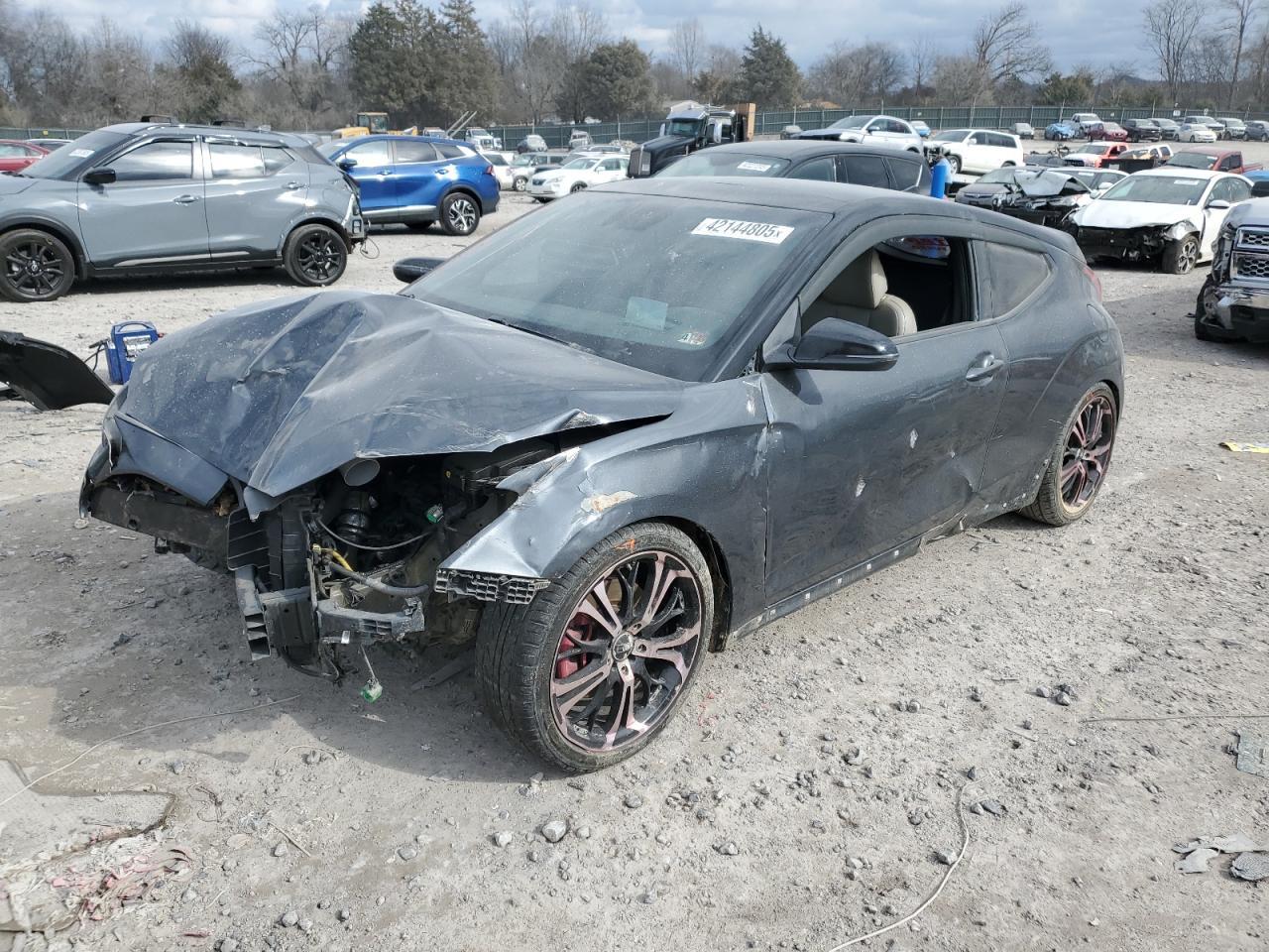 2019 HYUNDAI VELOSTER T