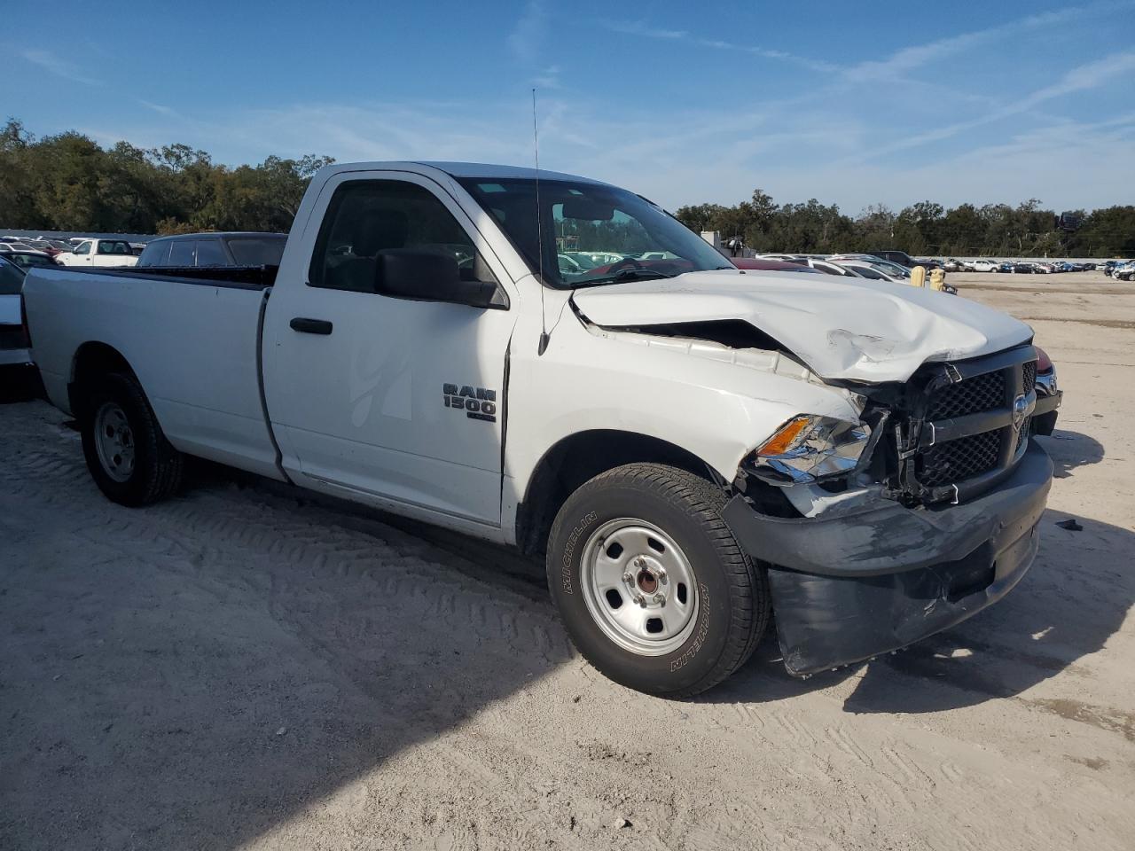 2019 RAM 1500 CLASS - Фото 4