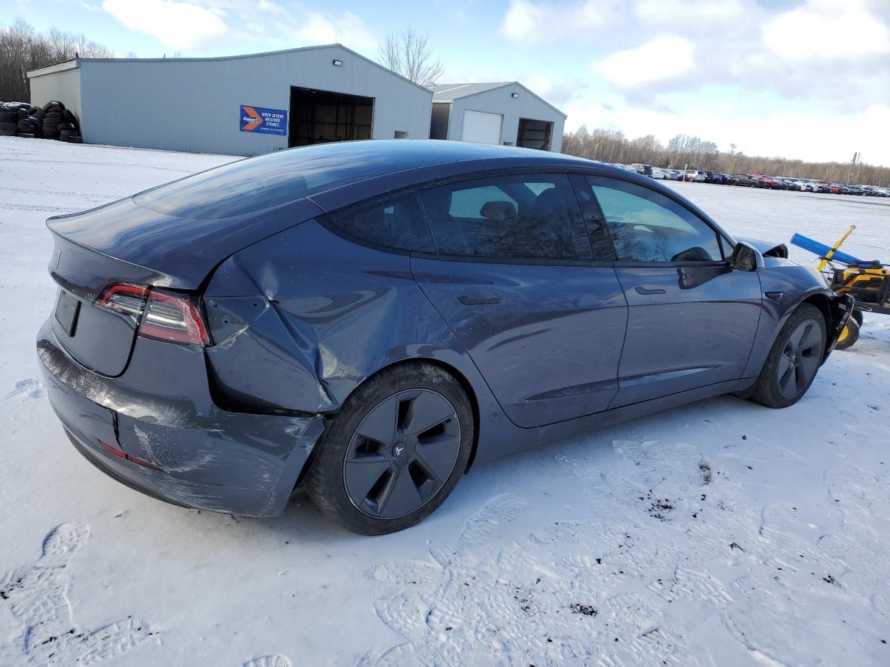 2023 TESLA MODEL 3 - Фото 3