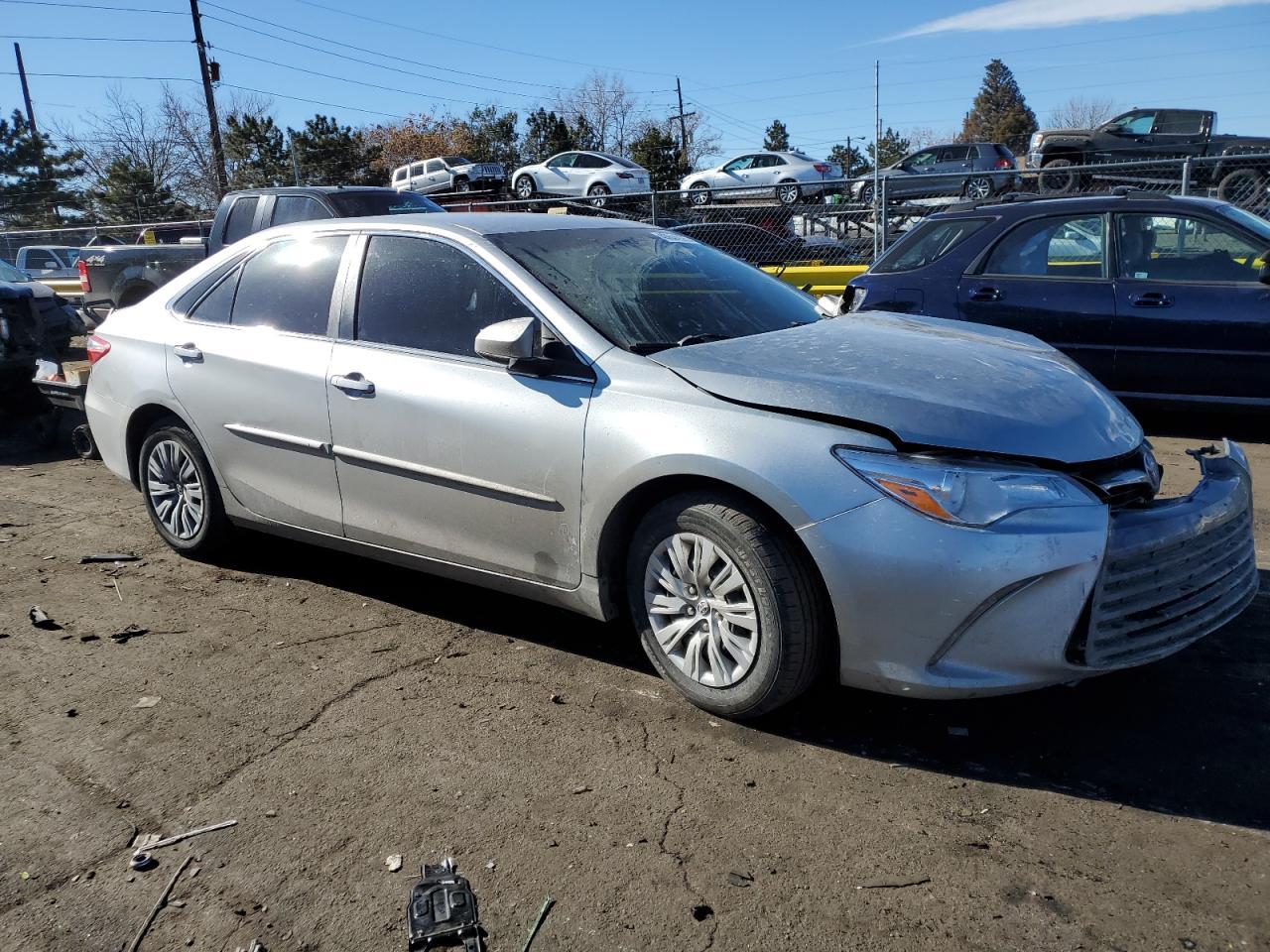 2017 TOYOTA CAMRY LE - Фото 4