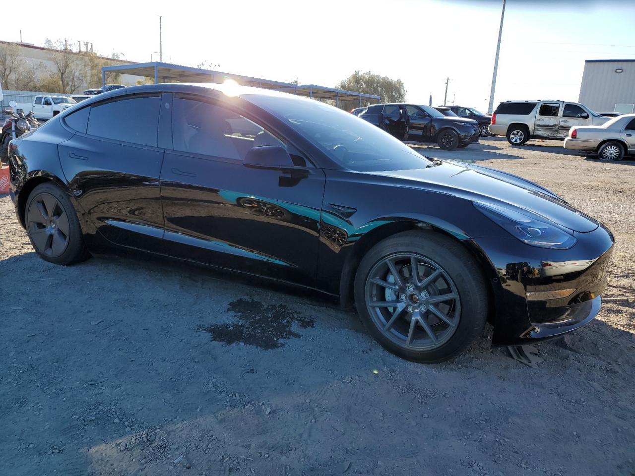 2022 TESLA MODEL 3 - Фото 4