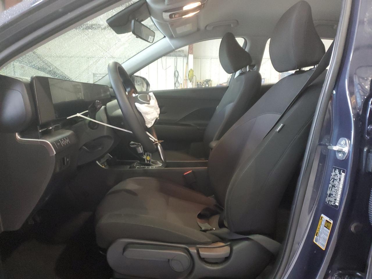 2024 HYUNDAI KONA SE - Фото 7