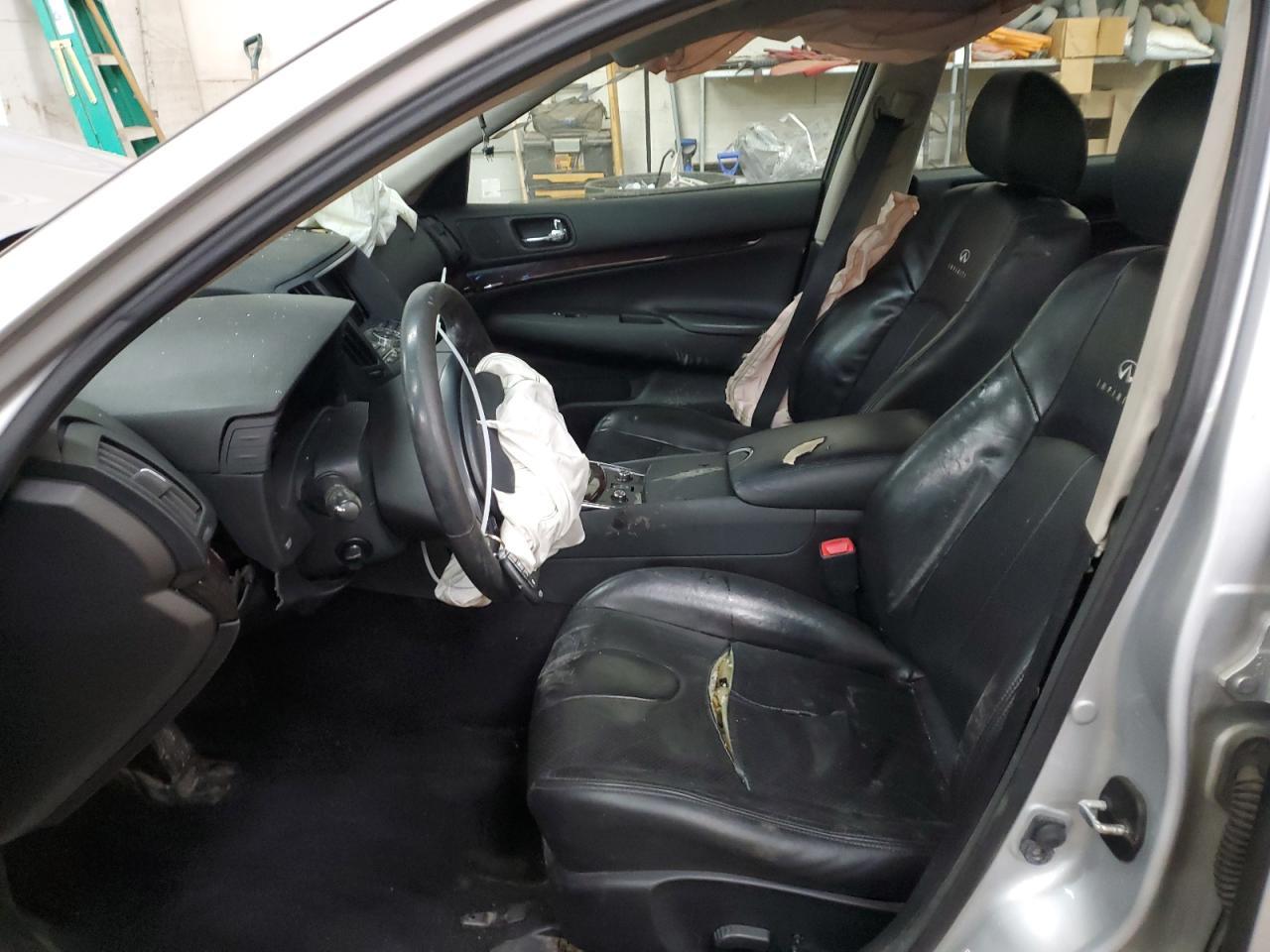 2011 INFINITI G37 - Фото 7