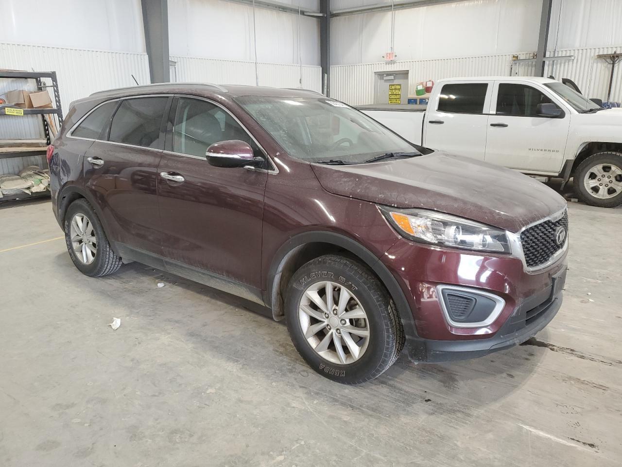 2016 KIA SORENTO LX - Image 4