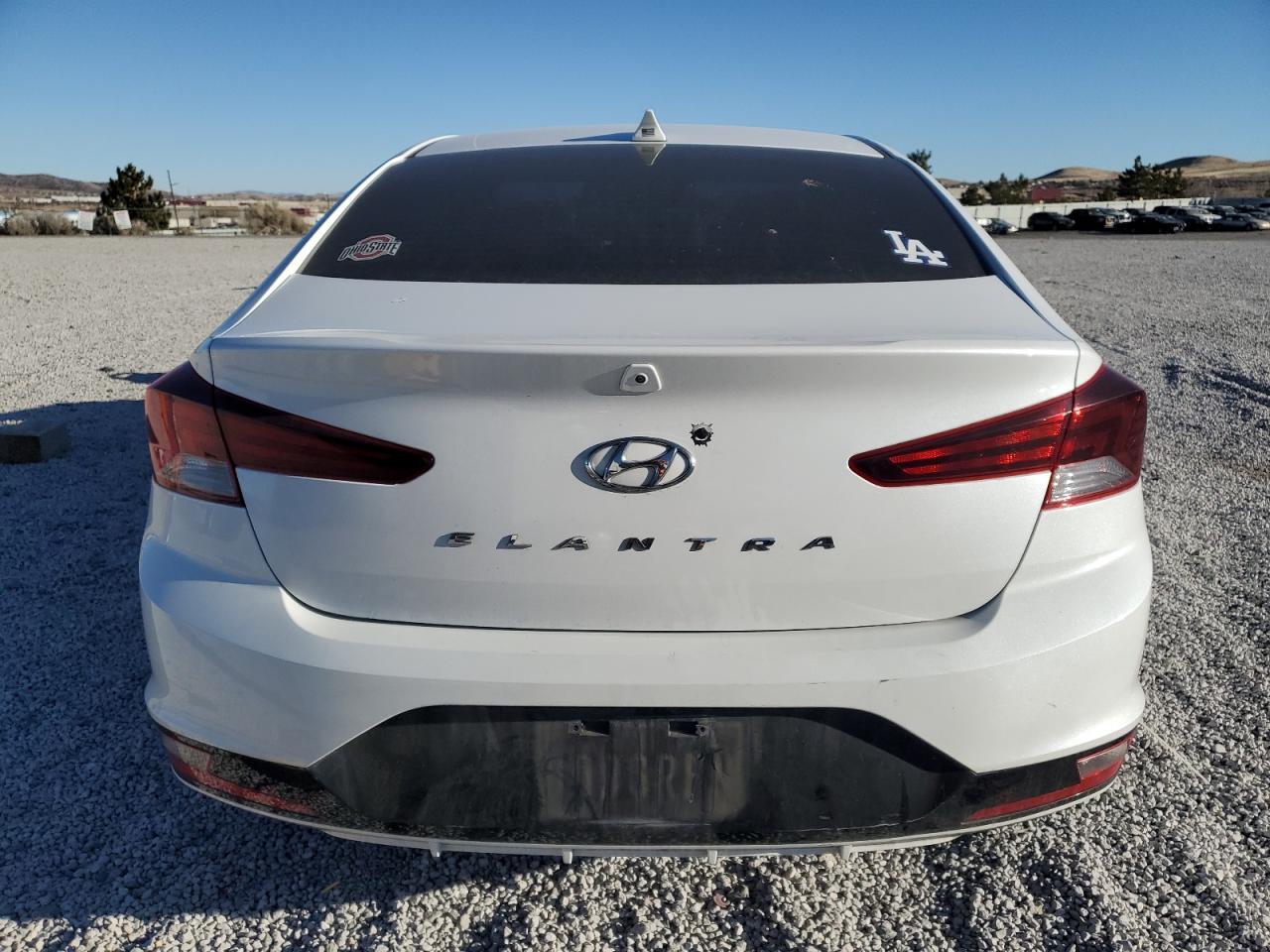 2019 HYUNDAI ELANTRA SE - Фото 6
