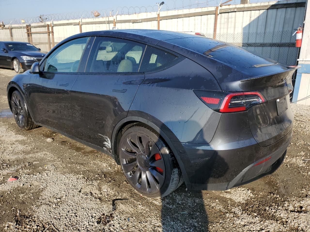 2024 TESLA MODEL Y - Image 2