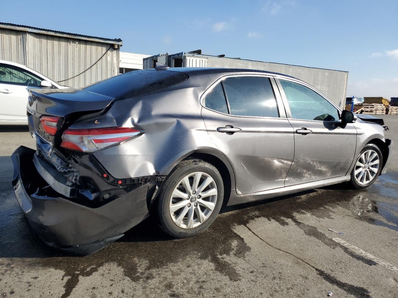 2019 TOYOTA CAMRY L - Image 3