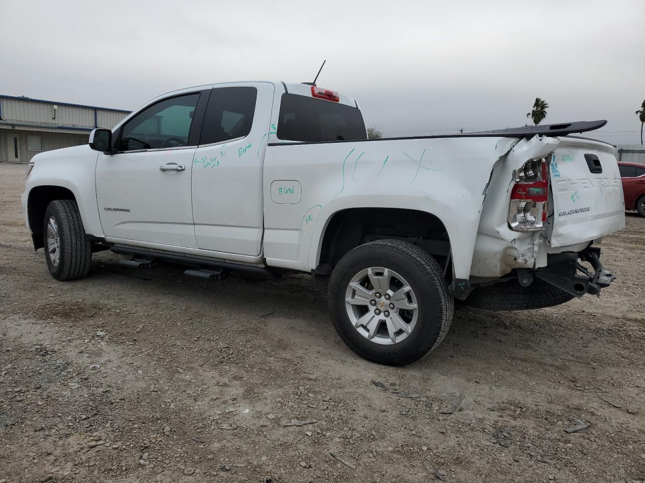 2022 CHEVROLET COLORADO L - Image 2