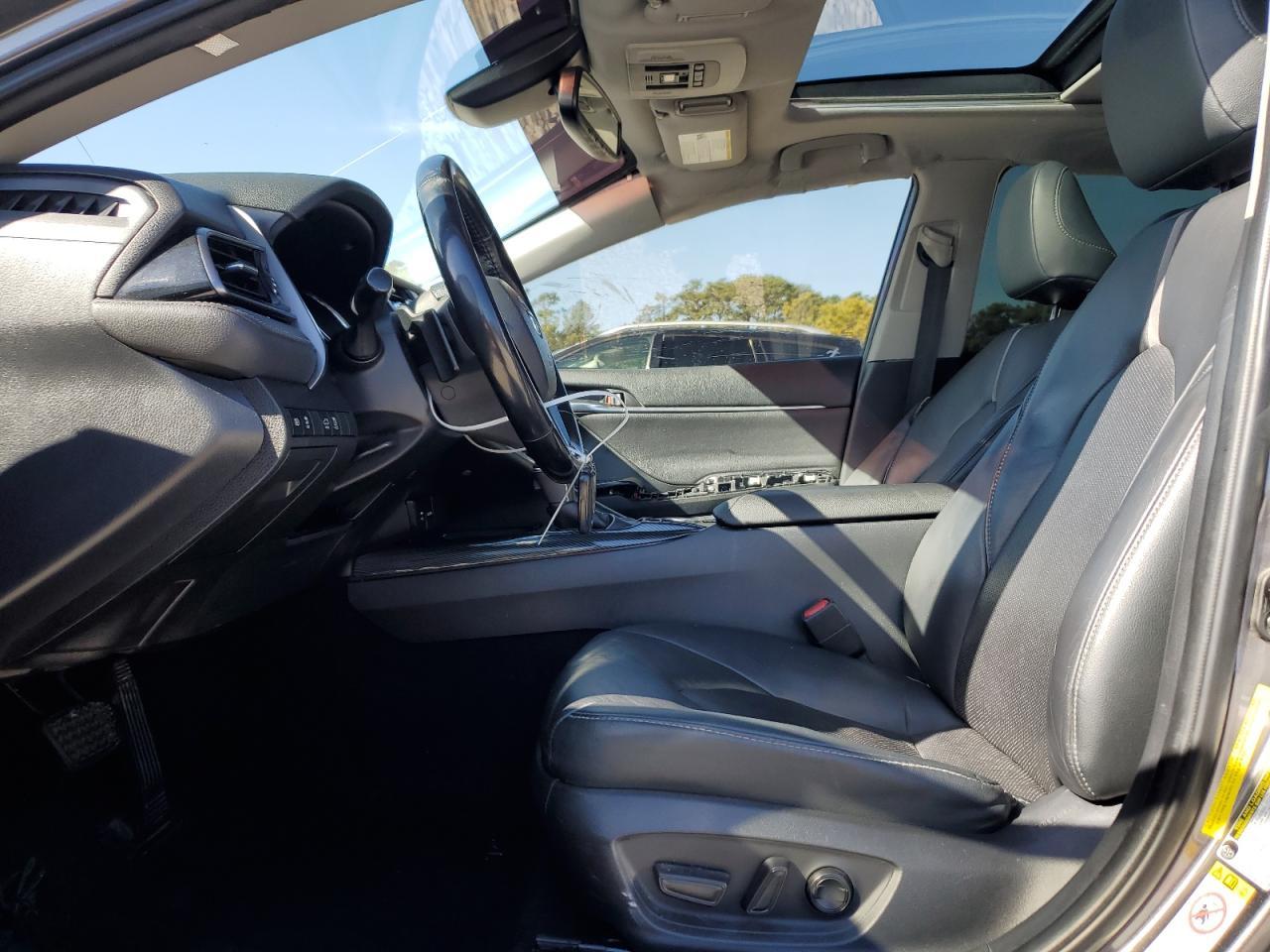 2019 TOYOTA CAMRY XSE - Image 7