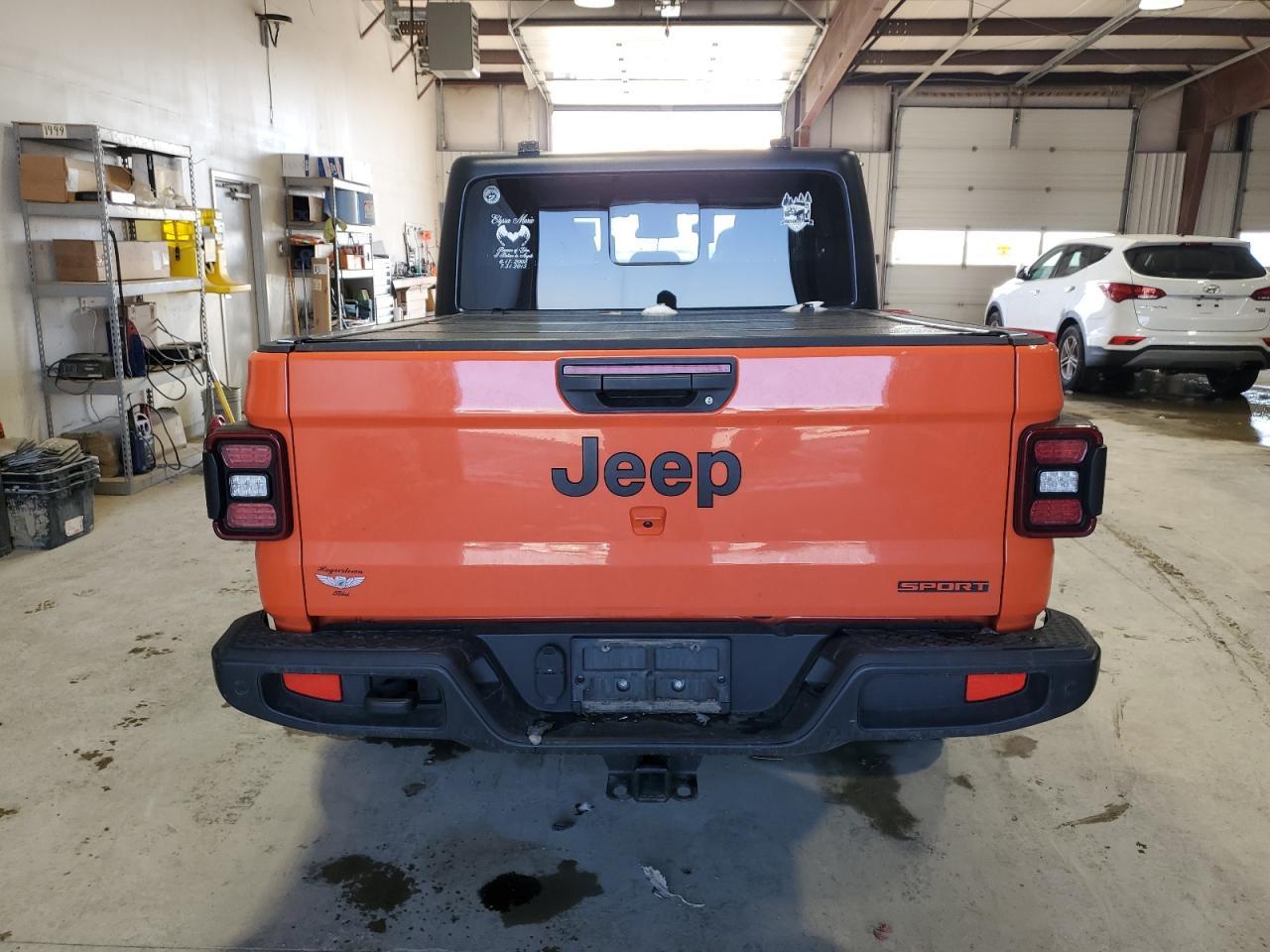 2020 JEEP GLADIATOR - Image 6