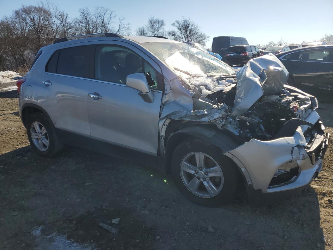 2019 CHEVROLET TRAX 1LT - Image 4