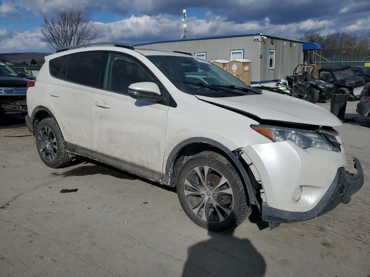 2015 TOYOTA RAV4 LIMIT - Фото 4