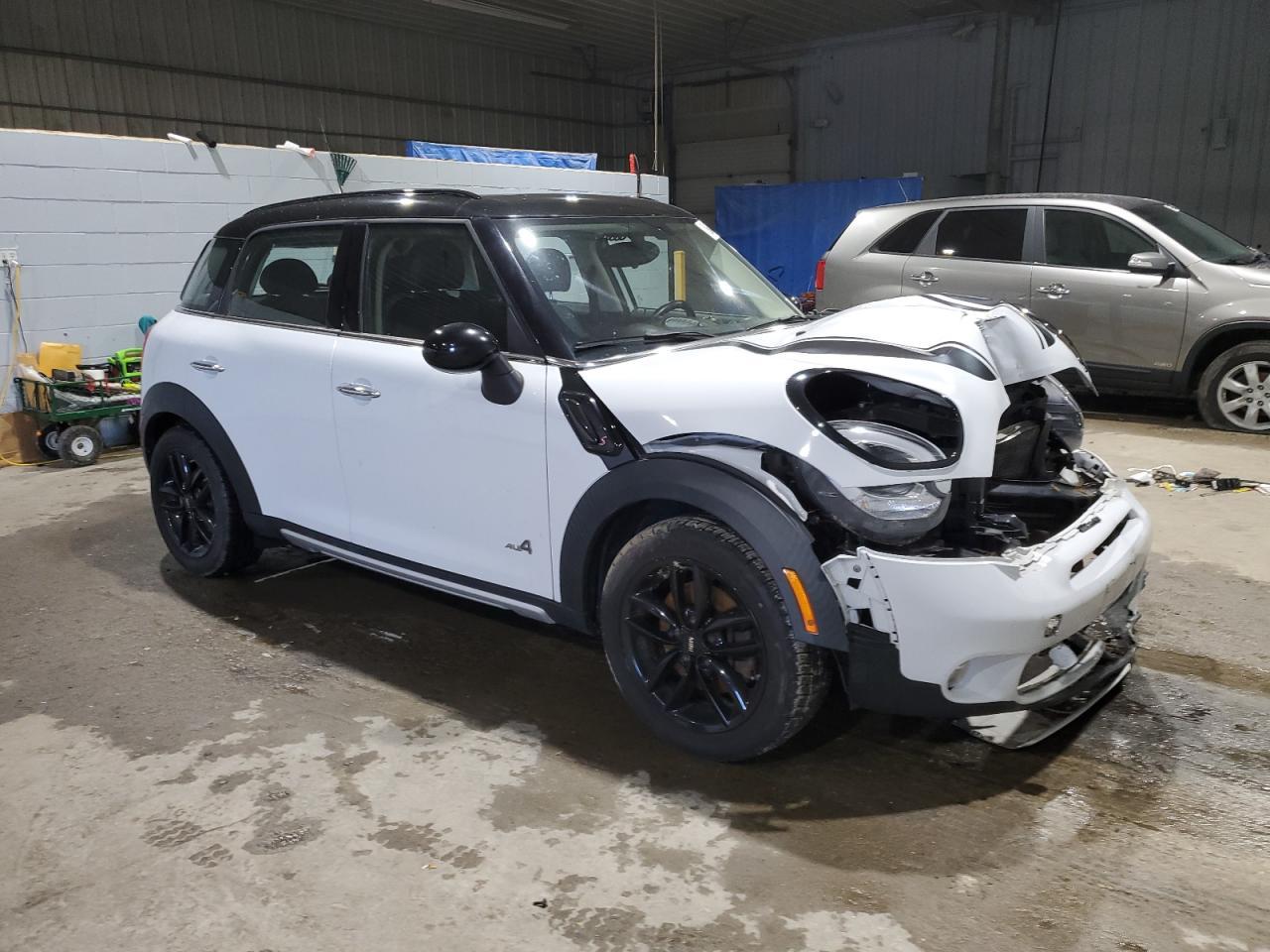 2015 MINI COOPER S C - Image 4