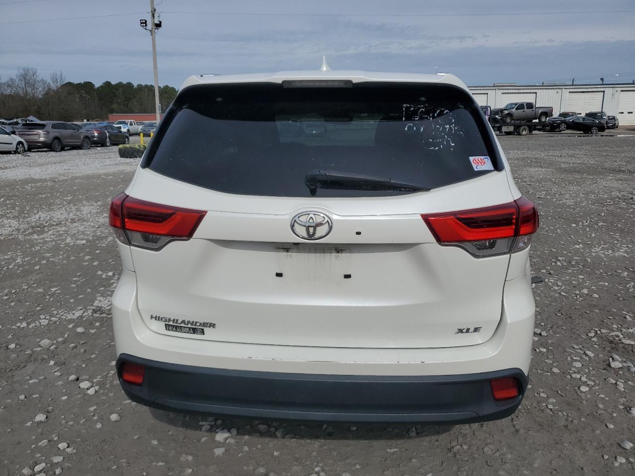 2018 TOYOTA HIGHLANDER - Фото 6