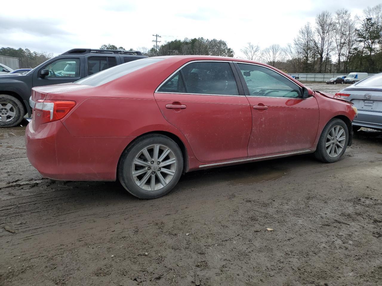 2014 TOYOTA CAMRY L - Фото 3