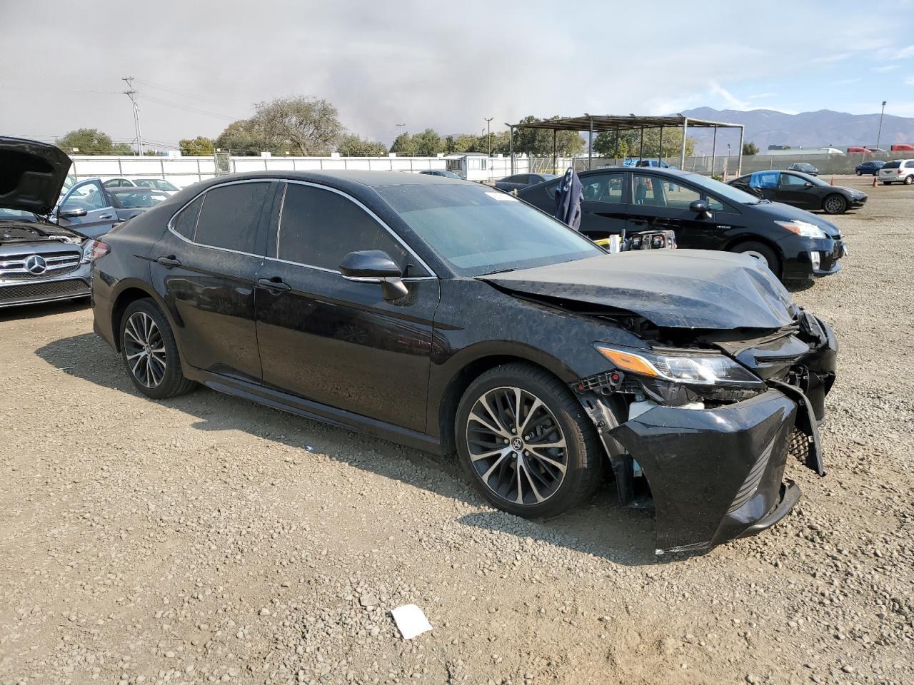 2018 TOYOTA CAMRY L - Фото 4
