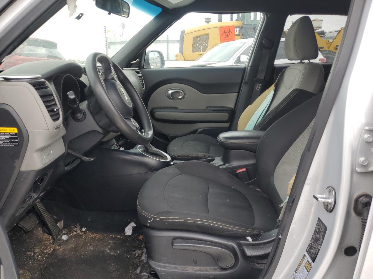 2014 KIA SOUL + - Image 7