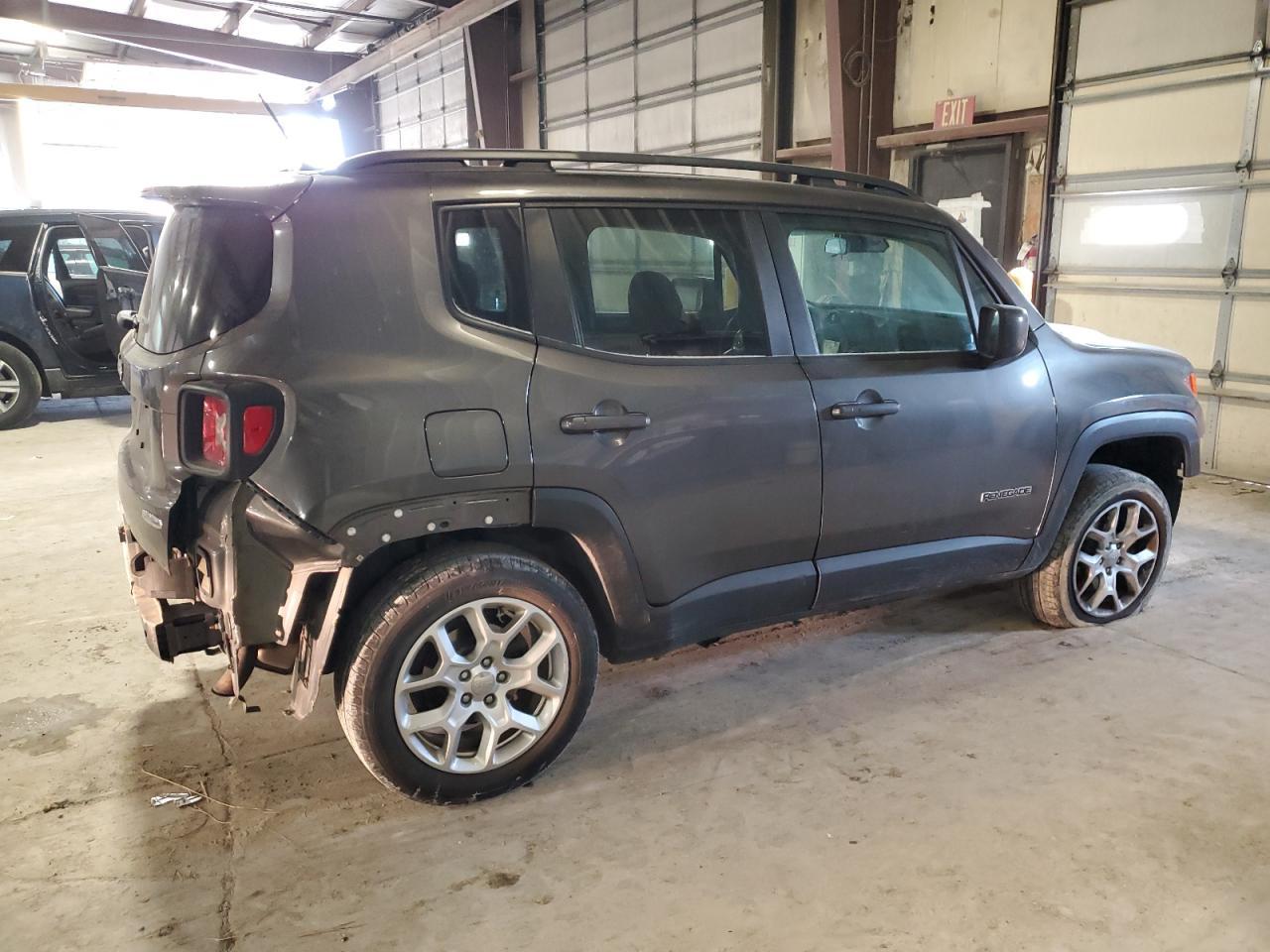 2017 JEEP RENEGADE L - Image 3