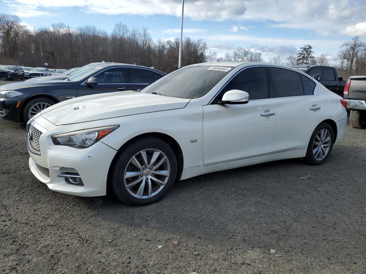 2016 INFINITI Q50 PREMIU