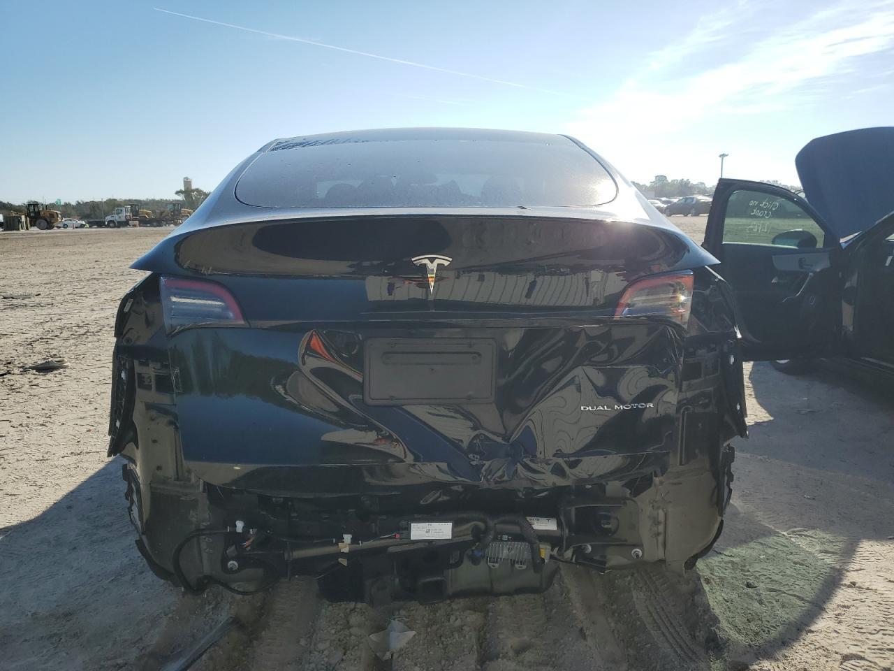 2023 TESLA MODEL Y - Image 6