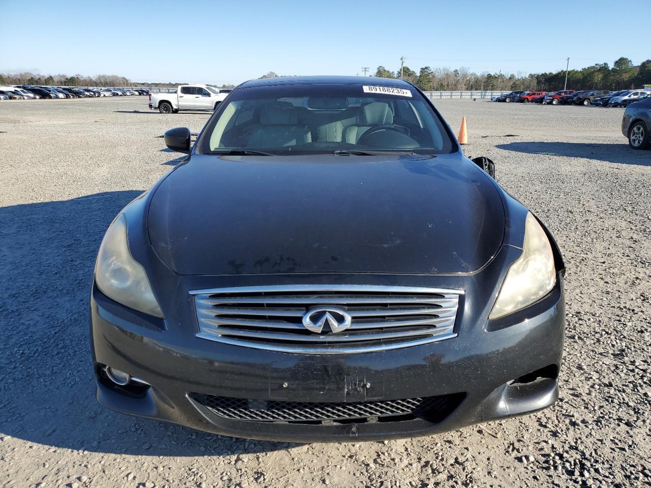 2011 INFINITI G37 BASE - Image 5