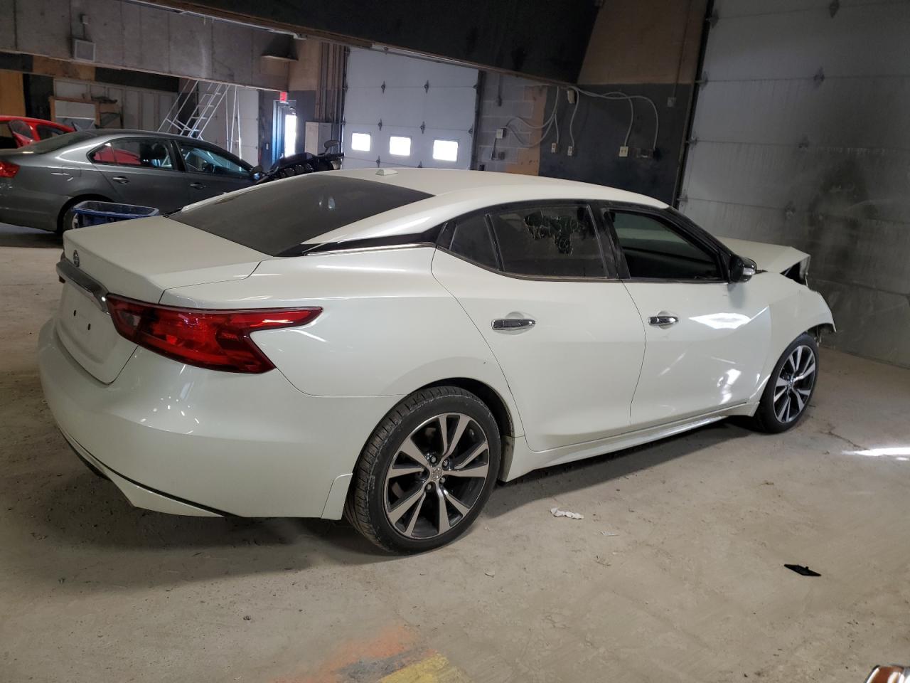 2017 NISSAN MAXIMA 3.5 - Фото 3