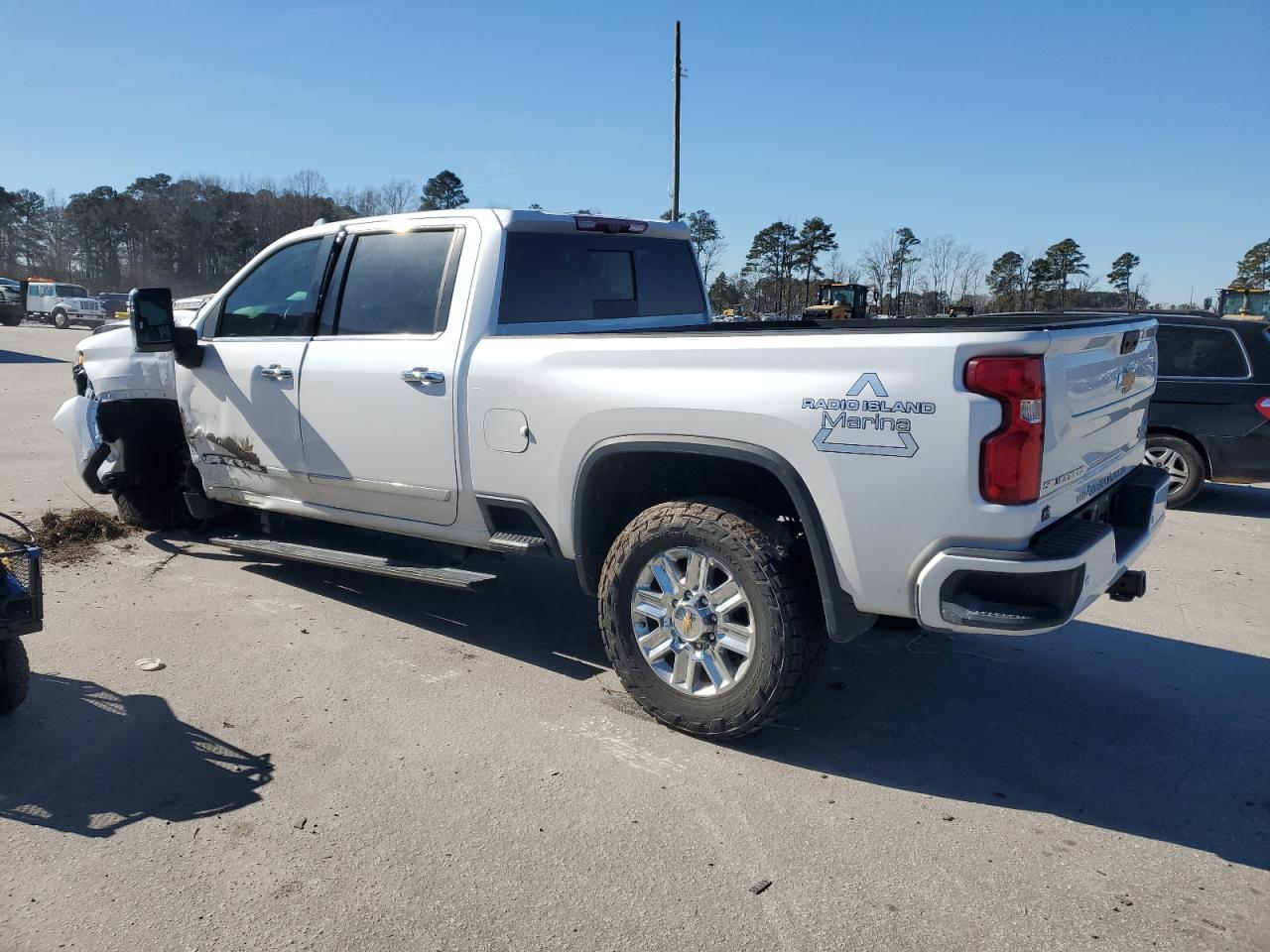 2024 CHEVROLET SILVERADO - Фото 2