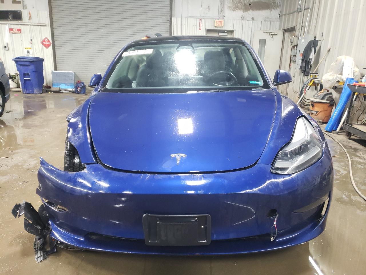 2023 TESLA MODEL 3 - Фото 5