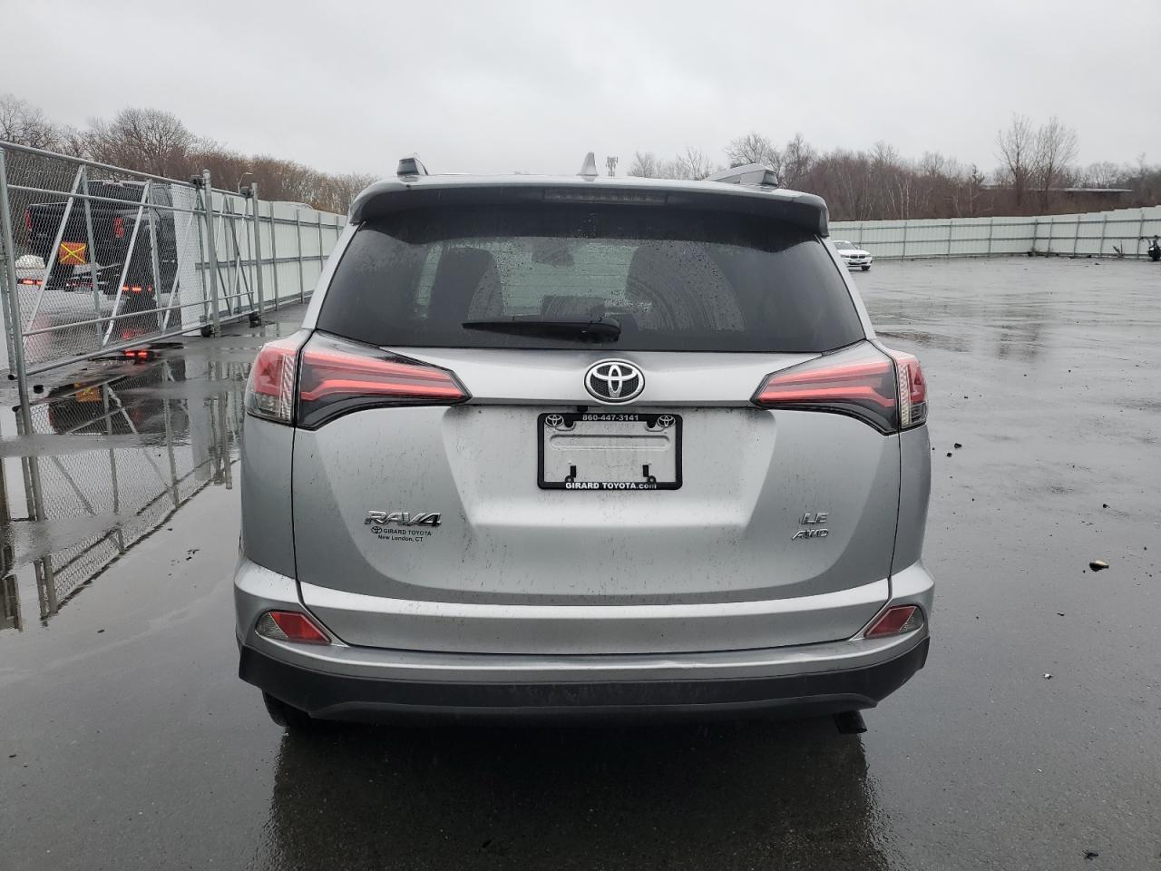 2018 TOYOTA RAV4 LE - Image 6