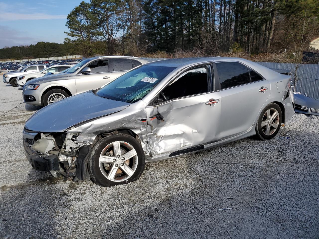 2014 TOYOTA CAMRY L