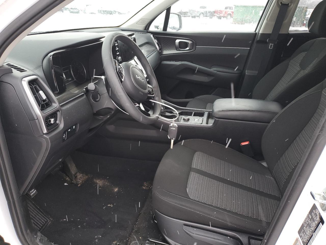 2023 KIA SORENTO LX - Image 7