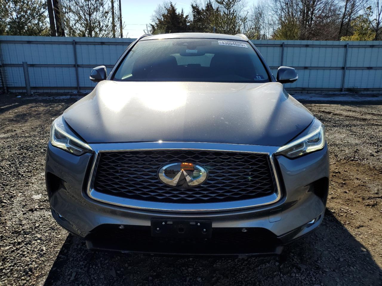 2019 INFINITI QX50 ESSEN - Image 5
