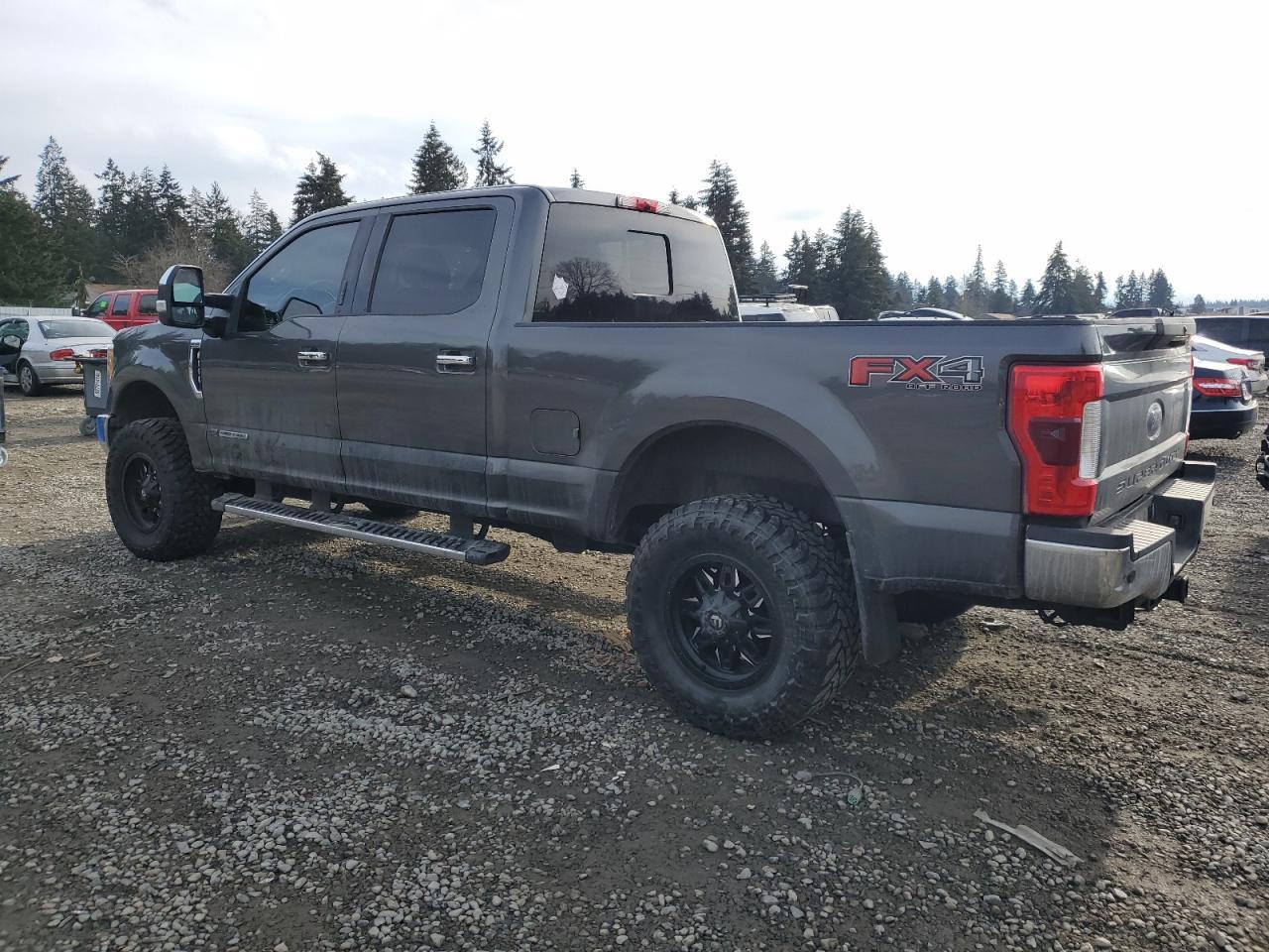 2017 FORD F350 SUPER - Image 2