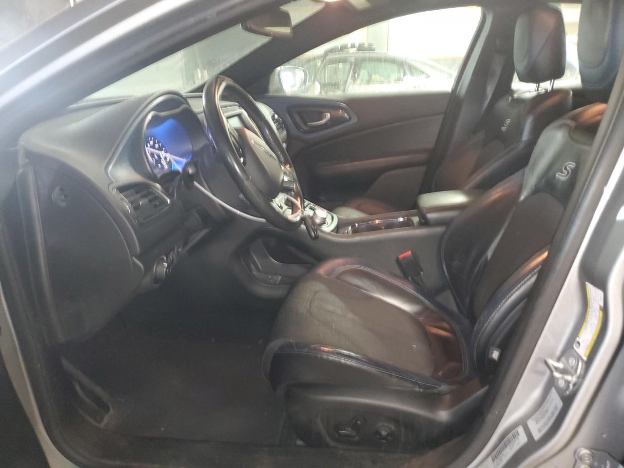 2015 CHRYSLER 200 S - Фото 7