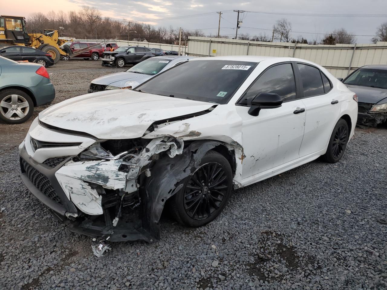 2020 TOYOTA CAMRY SE