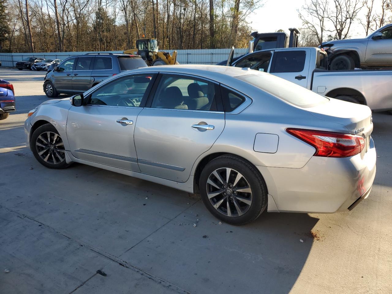2016 NISSAN ALTIMA 2.5 - Фото 2