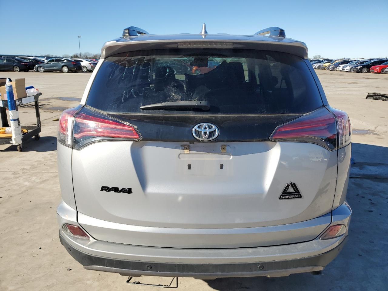 2018 TOYOTA RAV4 ADVEN - Image 6