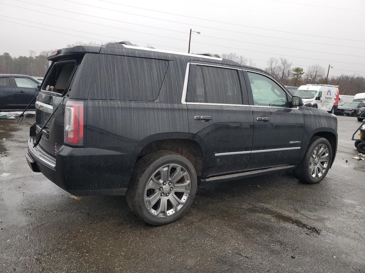 2016 GMC YUKON DENA - Фото 3