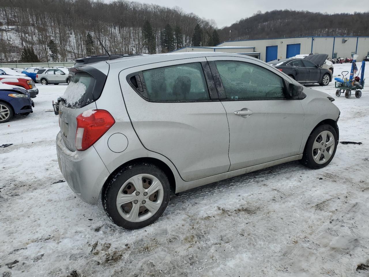 2019 CHEVROLET SPARK LS - Фото 3