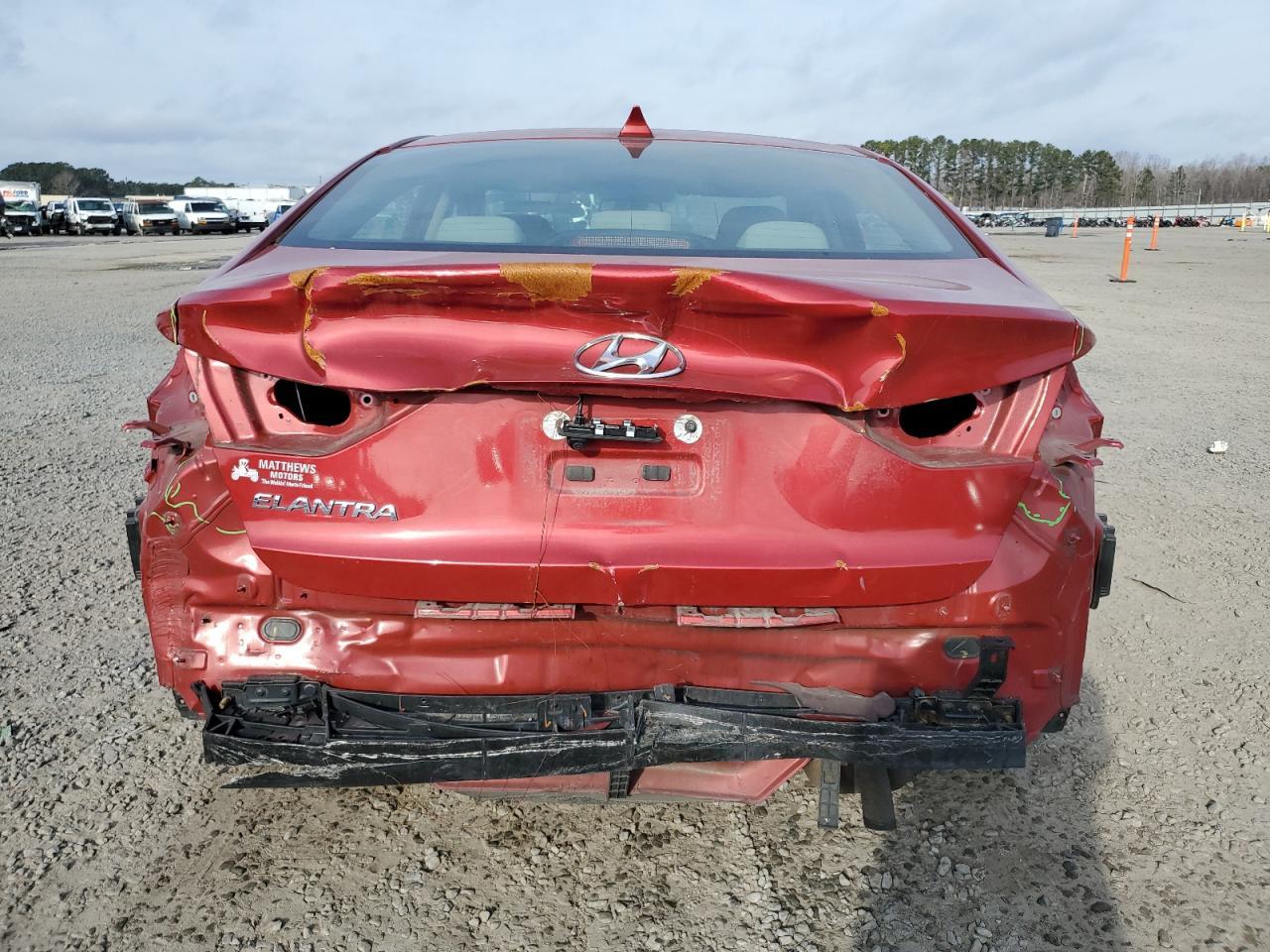 2018 HYUNDAI ELANTRA SE - Image 6