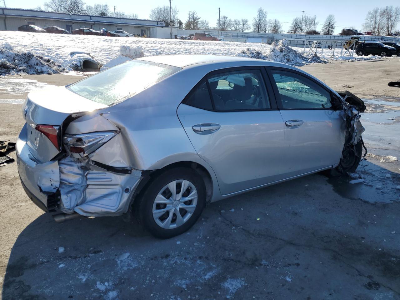 2019 TOYOTA COROLLA L - Image 3