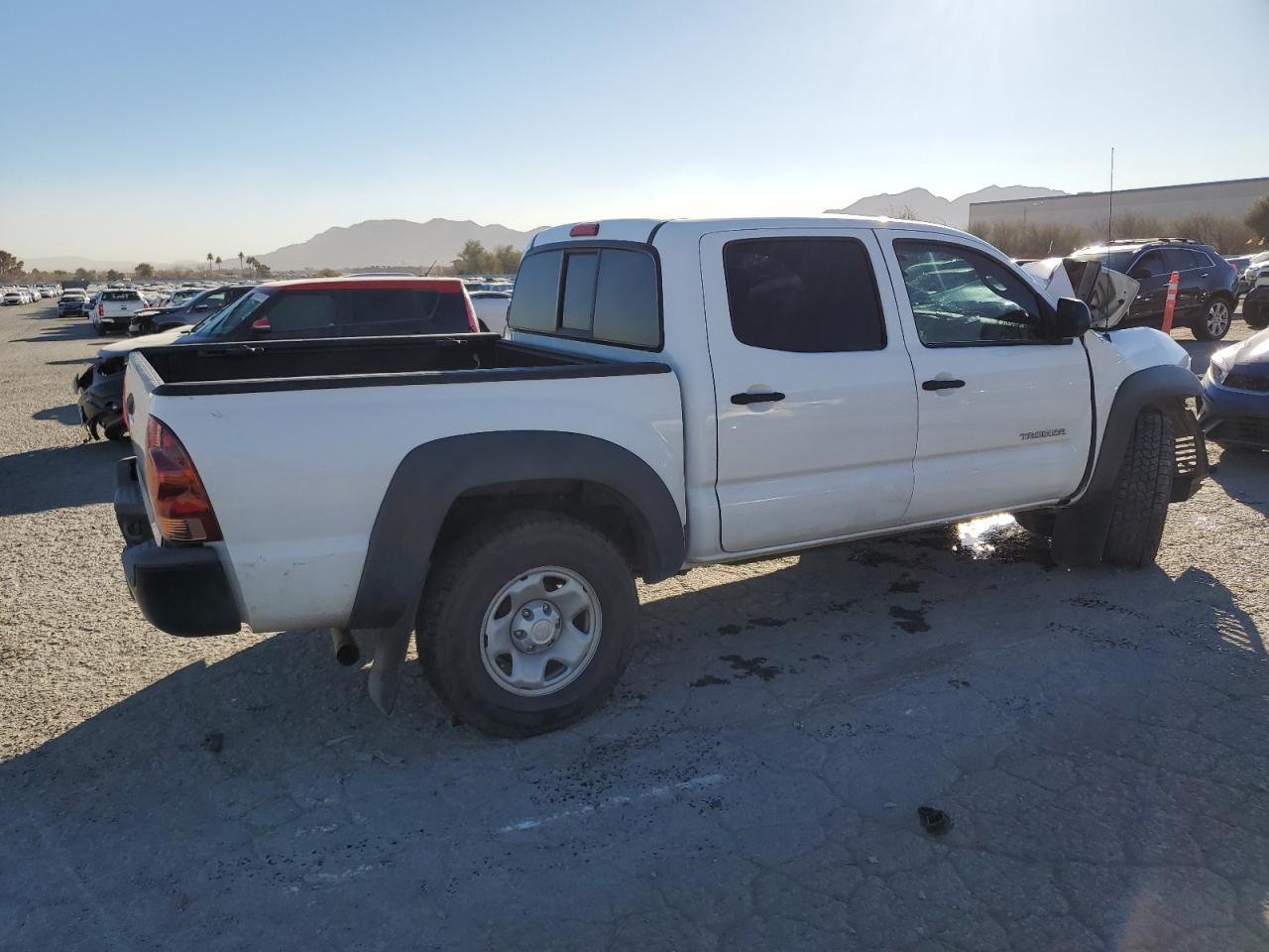 2014 TOYOTA TACOMA DOU - Фото 3