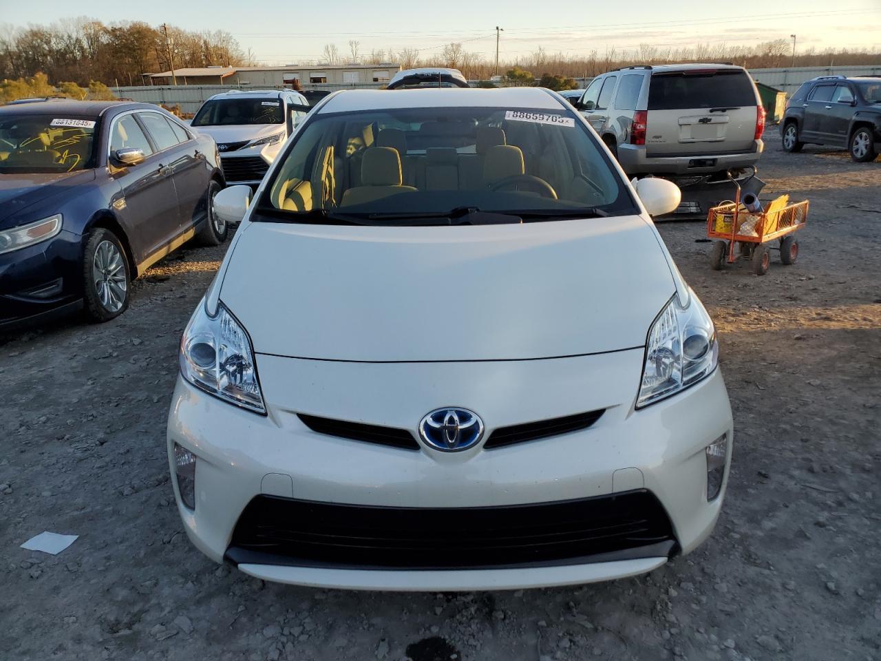 2015 TOYOTA PRIUS - Фото 5