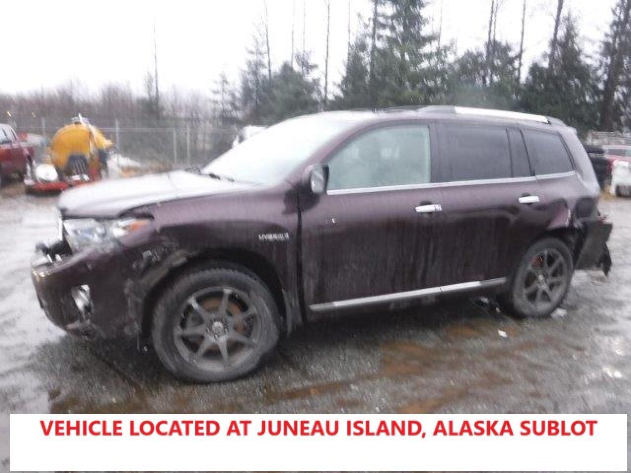 2011 TOYOTA HIGHLANDER