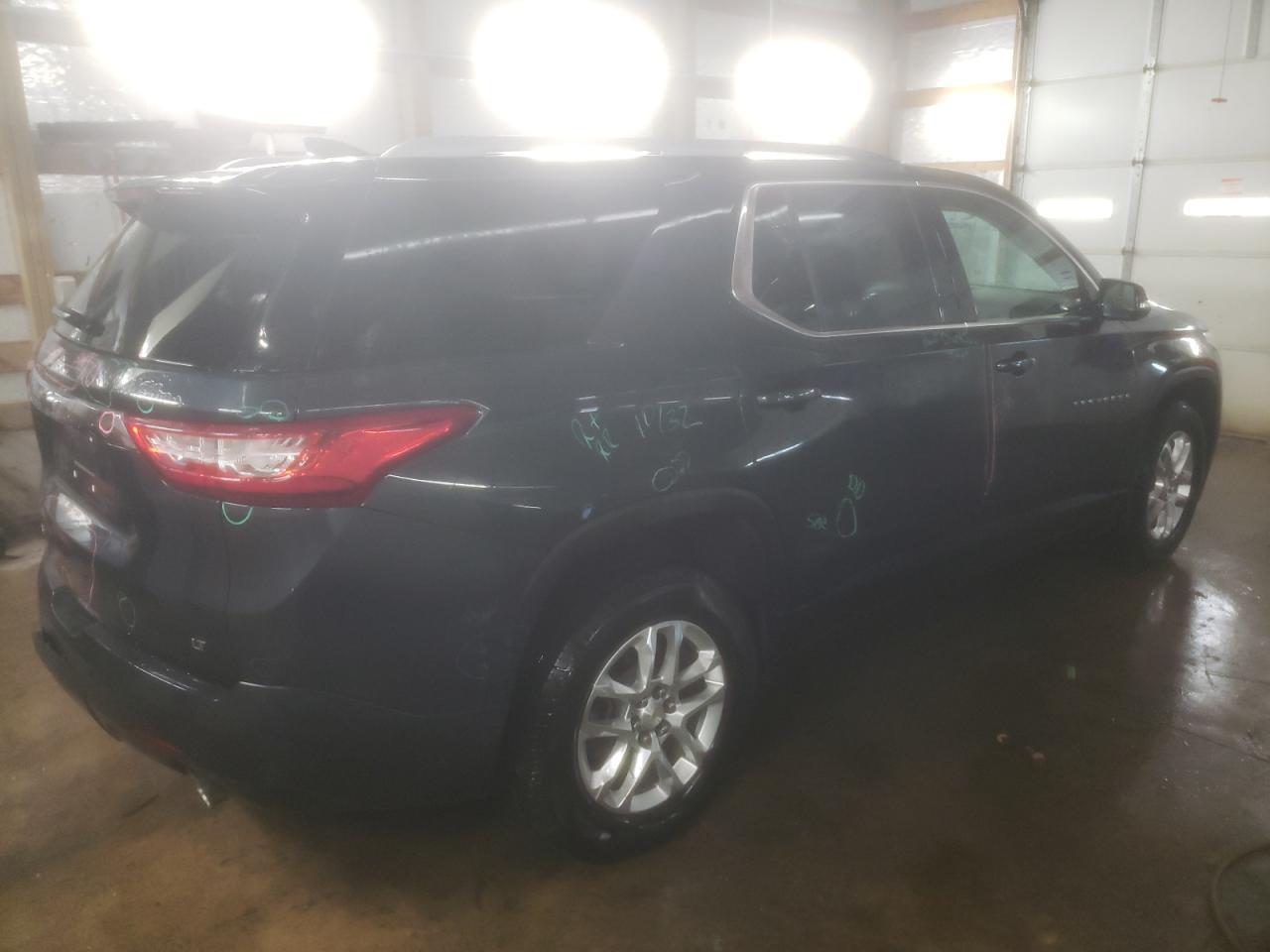 2018 CHEVROLET TRAVERSE L - Image 3