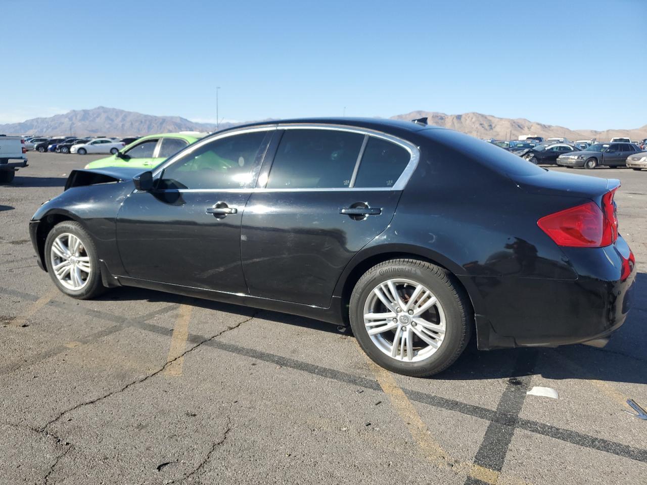 2011 INFINITI G37 - Image 2