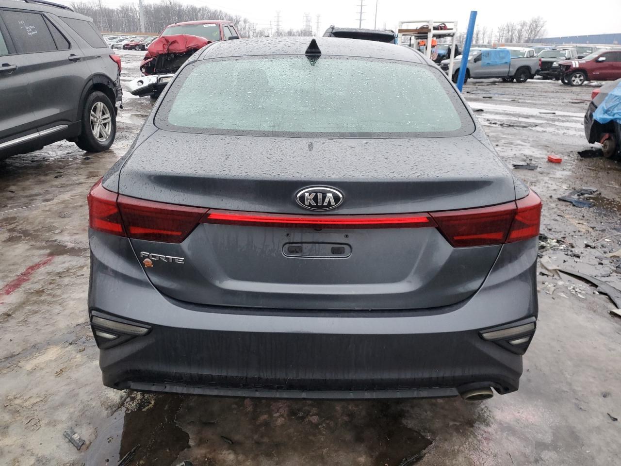 2021 KIA FORTE FE - Фото 6