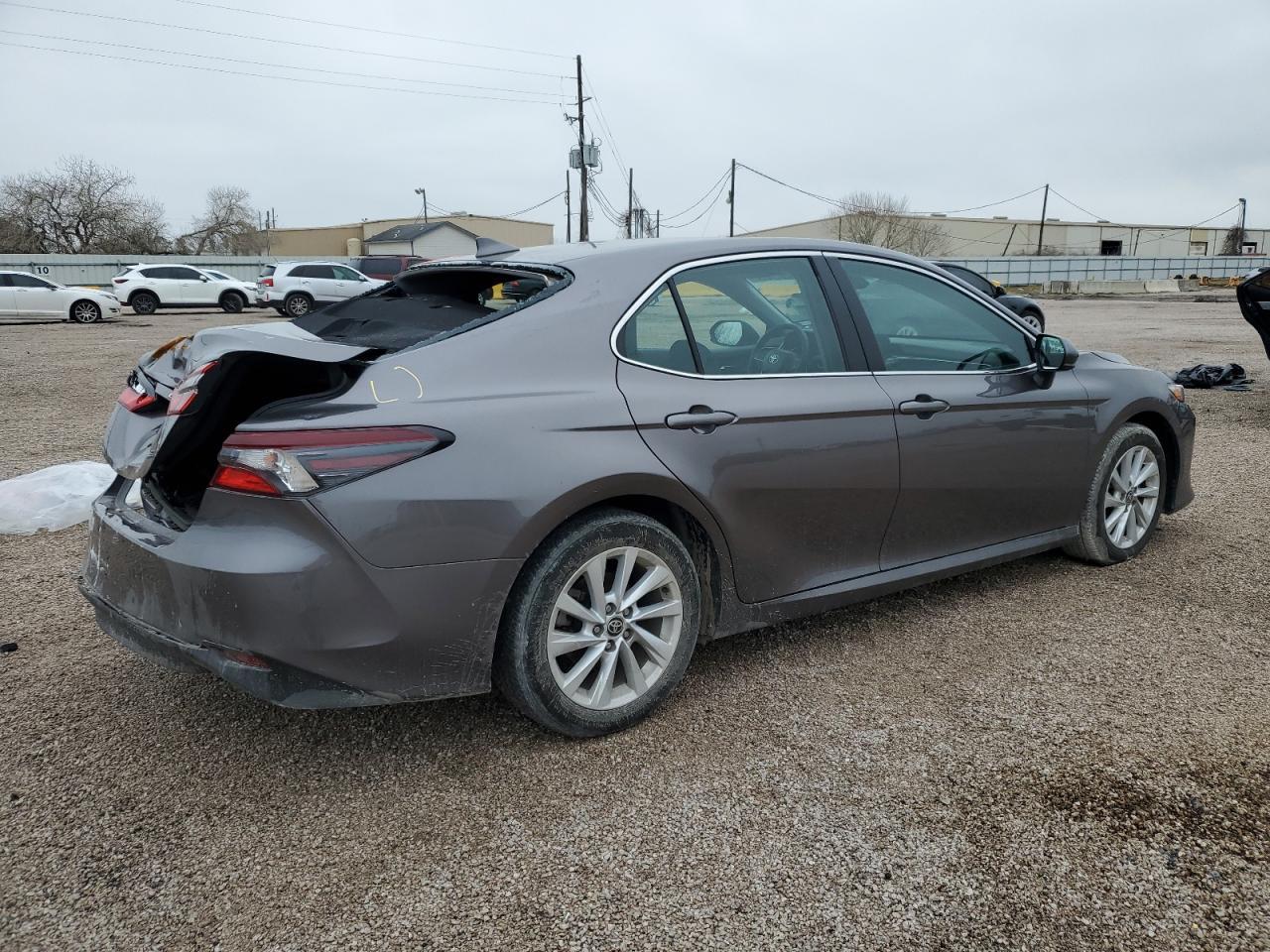 2023 TOYOTA CAMRY LE - Image 3